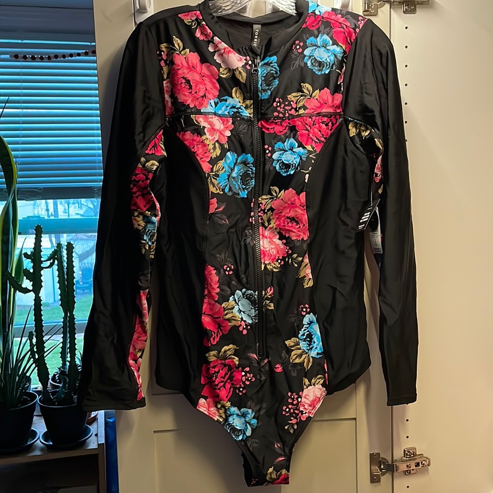 NWT:  Torrid size 2 one piece long sleeve rash guard bathing suit